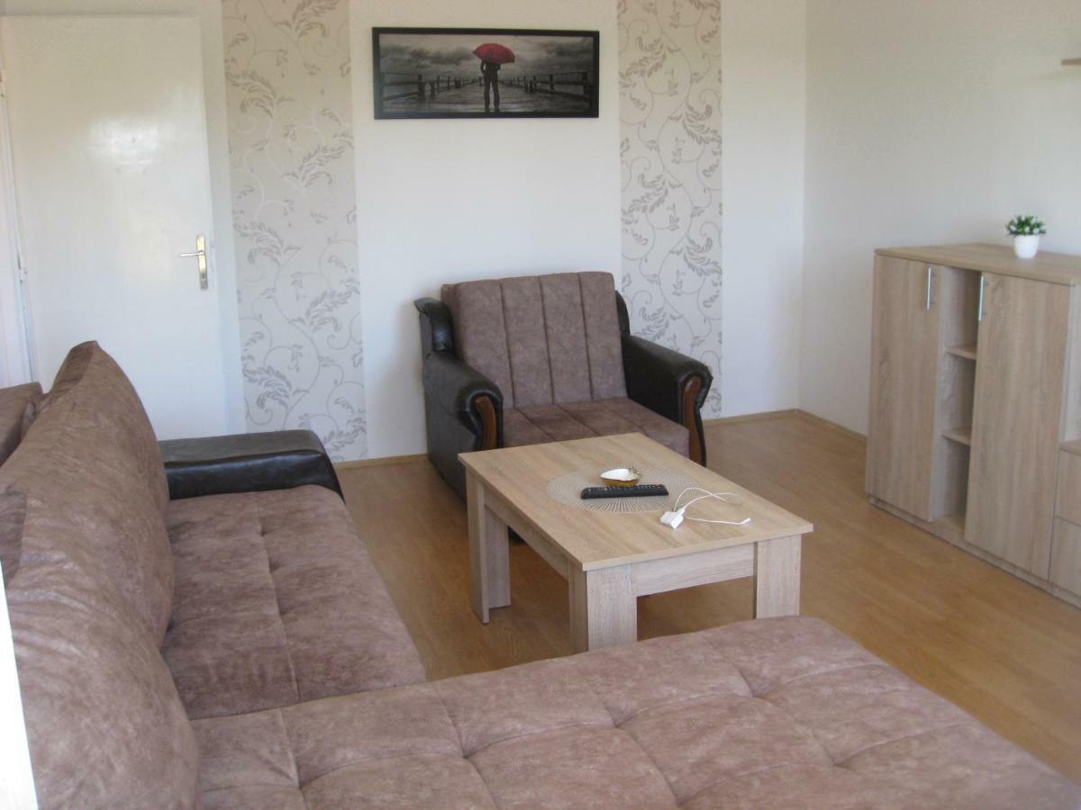 Apartman Daca Apatin Exterior foto